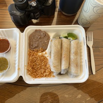 Boni's Tacos - Taco plate w/ el pastor, pollo, Chile verde, rice/beans, a green and red salsas, and horchata (drink). Superb. - Mexican Near Me - Cambria, California Boni's Tacos - Taco plate w/ el pastor, pollo, Chile verde, rice/beans, a green and red salsas, and horchata (drink). Superb. - Mexican Near Me - Cambria, California