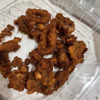 Linn's Restaurant - Fried calamari - American Near Me - Cambria, California