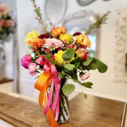 Posh Petals - Flower Arrangement