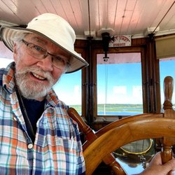 Stormy Kromer Mercantile - On the bridge of the SS City of Milwaukee, wearing my SK Cruiser.