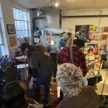 Barely Bros Records - Eleganza! Throwing down. - Vinyl Records Near Me - Saint Paul, Minnesota