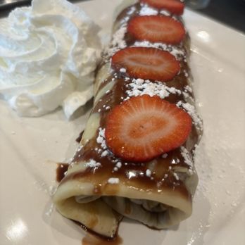 Vila Crêpe & Café - Strawberry Nutella crêpe - Breakfast & Brunch Near Me - Roswell, Georgia Vila Crêpe & Café - Strawberry Nutella crêpe - Breakfast & Brunch Near Me - Roswell, Georgia