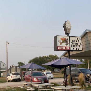 Circle E Drive In - Look for this sign! - Burgers Near Me - Murdo, South Dakota Circle E Drive In - Look for this sign! - Burgers Near Me - Murdo, South Dakota