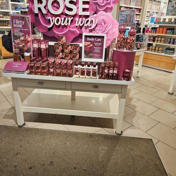 Bath & Body Works - Rose your way - Cosmetics & Beauty Supply Near Me - West Hills, California Bath & Body Works - Rose your way - Cosmetics & Beauty Supply Near Me - West Hills, California