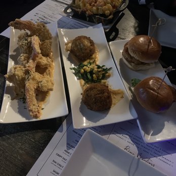 Prime39 - Lobster Mac and cheese , salmon sliders , crab cakes, pepper and salt shrimp - New American Near Me - Lynbrook, New York Prime39 - Lobster Mac and cheese , salmon sliders , crab cakes, pepper and salt shrimp - New American Near Me - Lynbrook, New York