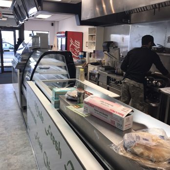 Aalif restaurants - a view of the counter area - Halal Near Me - Saskatoon, Saskatchewan Aalif restaurants - a view of the counter area - Halal Near Me - Saskatoon, Saskatchewan
