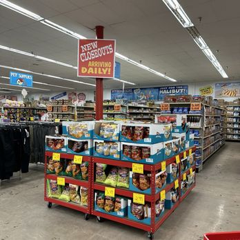 Ollie's Bargain Outlet - New close outs - Discount Store Near Me - Ironwood, Michigan Ollie's Bargain Outlet - New close outs - Discount Store Near Me - Ironwood, Michigan