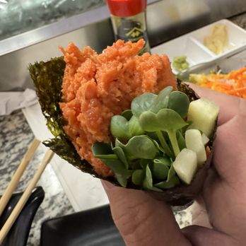 Toro sushi - SPICY tuna hand roll. SPICY!!! - Sushi Bars Near Me - Henderson, Nevada