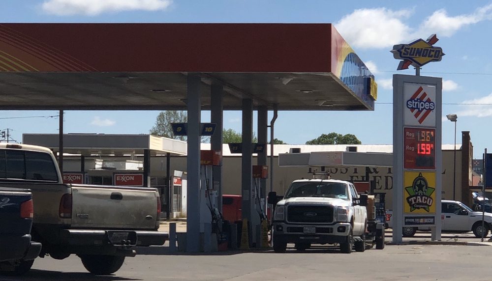 STRIPES Updated April 2024 901 Bessemer Ave, Llano, Texas Gas