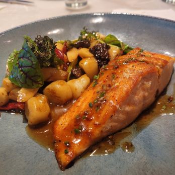 Wally's Beverly Hills - King Salmon - New American Near Me - Beverly Hills, California Wally's Beverly Hills - King Salmon - New American Near Me - Beverly Hills, California