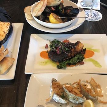 Brigantine - Crab & Shrimp Fondue, Spanish Octopus, Grilled House Oysters, Mussels - Seafood Near Me - Coronado, California
