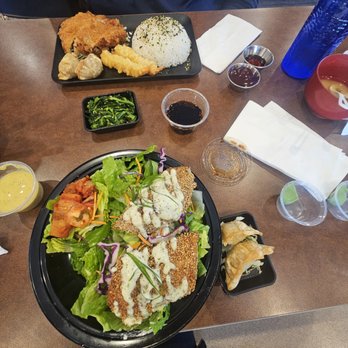 Ahi & Vegetable- Ewa Beach - Sushi Bars Near Me - Ewa Beach, Hawaii Ahi & Vegetable- Ewa Beach - Sushi Bars Near Me - Ewa Beach, Hawaii