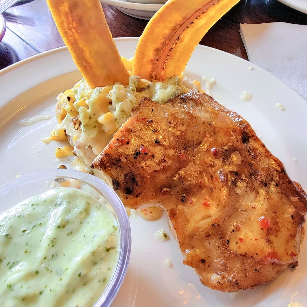 Bahama Breeze - Grilled chicken with cilantro creama - Caribbean Near Me - Duluth, Georgia