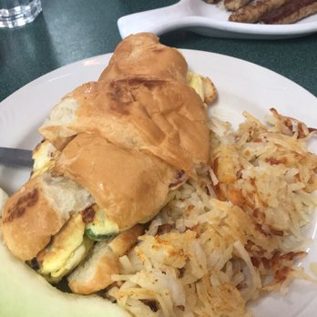 Oak Lawn Diner - Breakfast & Brunch Near Me - Oak Lawn, Illinois