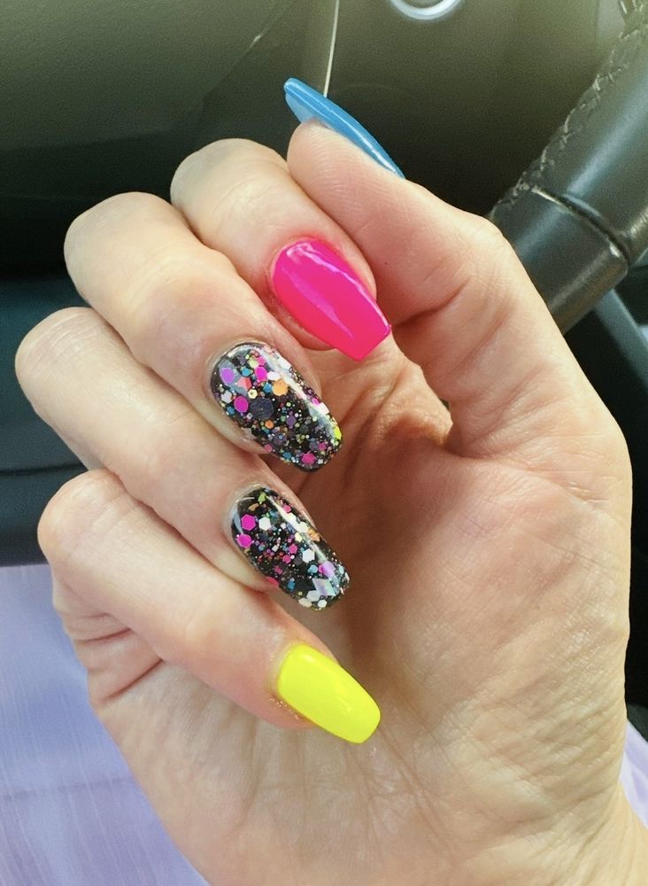 Elite Nails Logo