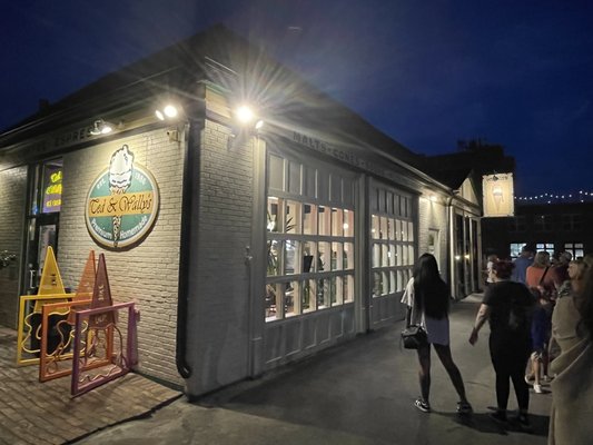 Ted & Wally's Ultra-Premium Ice Cream by null