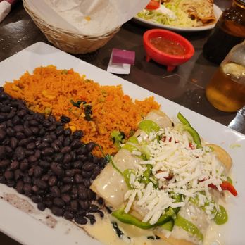 Pacifico - Spinach enchiladas - Mexican Near Me - Plymouth, Wisconsin Pacifico - Spinach enchiladas - Mexican Near Me - Plymouth, Wisconsin