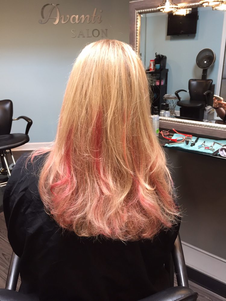 AVANTI SALON & SPA 8318 Pineville Matthews Rd, Charlottes, North