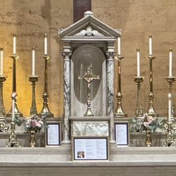St Mary of the Seven Sorrows - Tabernacle with angels on either side.