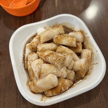Alice's Kitchen - Rice roll w sesame and hoisin sauce - Cantonese Near Me - Monterey Park, California