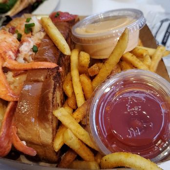 Hook & Anchor - Lobster roll n fries! - Seafood Near Me - Costa Mesa, California Hook & Anchor - Lobster roll n fries! - Seafood Near Me - Costa Mesa, California