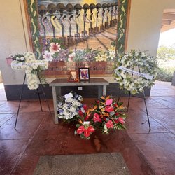 Keaka Designs - Beautiful Wreaths