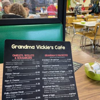 Grandma Vickie's Cafe - Menu - Diners Near Me - Lake Geneva, Wisconsin