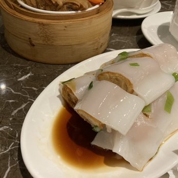 MingHin Cuisine - Rice Crepe w/ Deep Fried Chinese Donut - Dim Sum Near Me - Chicago, Illinois MingHin Cuisine - Rice Crepe w/ Deep Fried Chinese Donut - Dim Sum Near Me - Chicago, Illinois