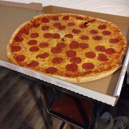 "18 inch pizza pepperoni "18 inch pizza pepperoni