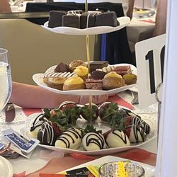 Venetian Golf & River Club - Dessert Tower