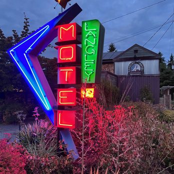 Langley Motel - Classic motel sign - Hotels Near Me - Langley, Washington Langley Motel - Classic motel sign - Hotels Near Me - Langley, Washington