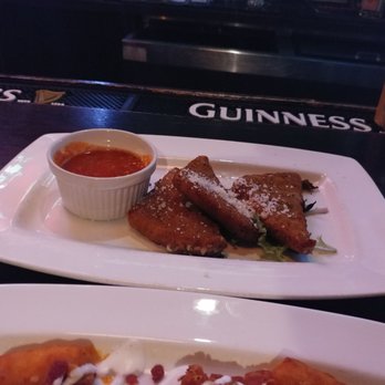 Steam Pub - Mozzarella Wedges - New American Near Me - Southampton, Pennsylvania
