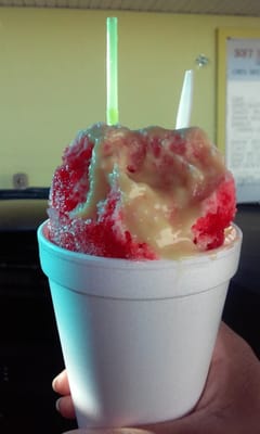 Robears Snowballs & Soft Serve by null