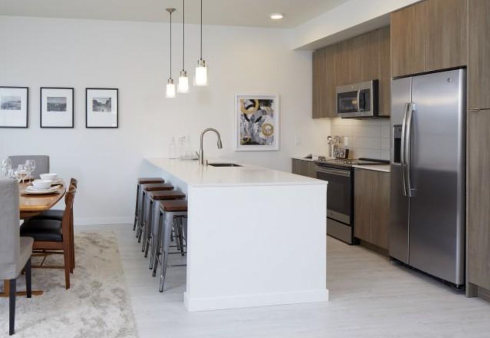 MILL CREEK APARTMENTS Updated September 2024 2210 East Isaacs Ave