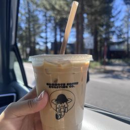 Iced vanilla latte Iced vanilla latte