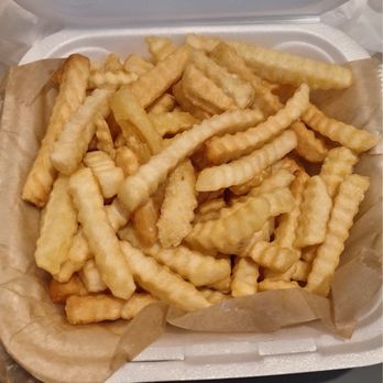 Linda's Seafood Market - Fries - Seafood Markets Near Me - Savannah, Georgia Linda's Seafood Market - Fries - Seafood Markets Near Me - Savannah, Georgia