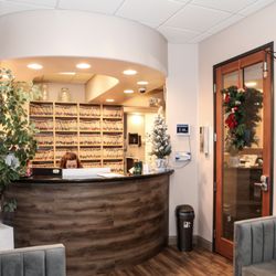 Smiley Dental - Waiting area