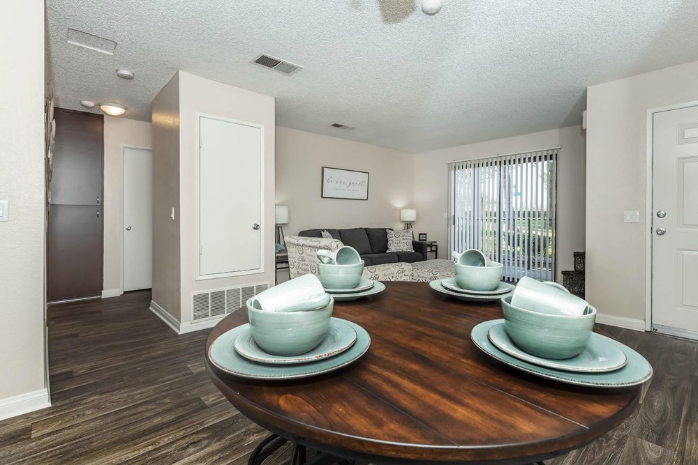 WIMBLEDON APARTMENTS Updated September 2024 26 Photos & 10 Reviews