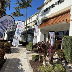Hem Over Heels - You can't miss hem over heels with all the signage