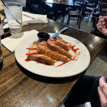 Union Jack's - Crème brûlée French toast - Pubs Near Me - Columbia, Maryland