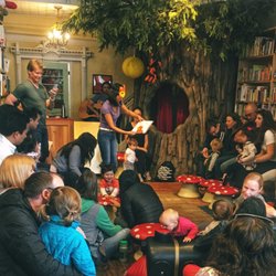 Korean Center Inc. - Korean Language Program - Korean Storytime that is offered every last Saturday of the month at Charlie's Corner