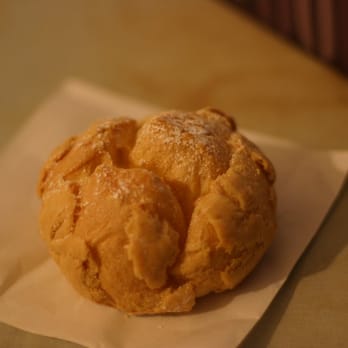 Beard Papa's - Bakeries Near Me - Los Angeles, California