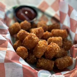 Flip Flops Grill + Chill - Side of Tater Tots
