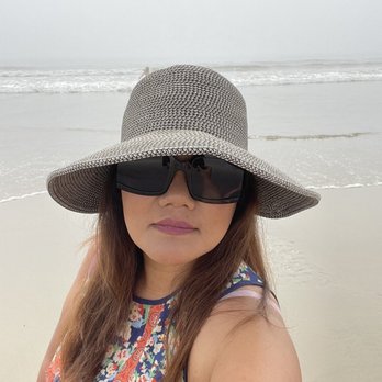 Carpinteria State Beach - Such a nice lighting for a selfie - Beaches Near Me - Carpinteria, California