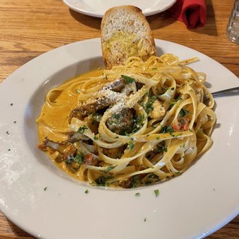 Switch - Creole pasta with blackened chicken - Pizza Near Me - Palestine, Texas Switch - Creole pasta with blackened chicken - Pizza Near Me - Palestine, Texas