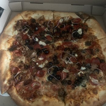 Johnny OX Pizzeria - Omnivore Kiss ($28) - Pizza Near Me - Fort Wayne, Indiana Johnny OX Pizzeria - Omnivore Kiss ($28) - Pizza Near Me - Fort Wayne, Indiana