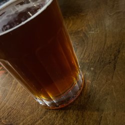 Washington Street Pub - Alaskan Amber Alt Beer
