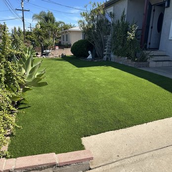 Big Bully Turf - Front yard - Artificial Turf Near Me - San Diego, California Big Bully Turf - Front yard - Artificial Turf Near Me - San Diego, California