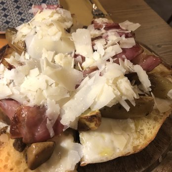 Deliziosa - Focaccia with speck, cheese, mushrooms and potatoes - Restaurants Near Me - Catania, Connecticut