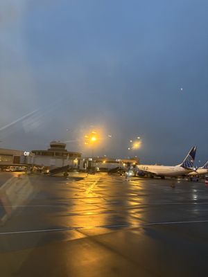 Cleveland Hopkins International Airport by null